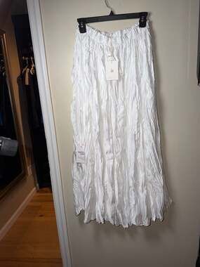 Milio Milano white maxi satin crinkle Skirt Size L White Maxi Long Elastic Waist